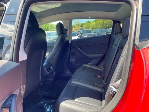 Used 2023 Tesla Model Y Long Range AWD/4WD image 11