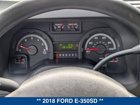 Used 2018 Ford E-350 and Econoline 350 Super Duty w/ Power Windows & Locks Group image 22
