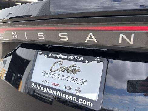 Used 2023 Nissan Ariya AWD/4WD image 10