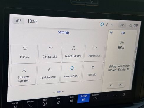 Used 2025 Ford F350 Lariat w/ Lariat Ultimate Package AWD/4WD image 52