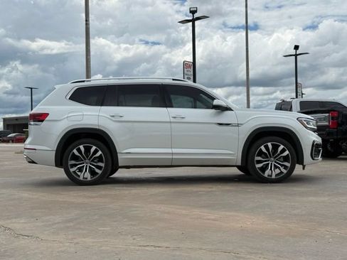 Used 2023 Volkswagen Atlas SEL Premium AWD/4WD image 8