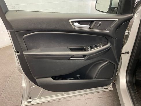 Used 2018 Ford Edge SEL w/ Equipment Group 201A FWD image 21