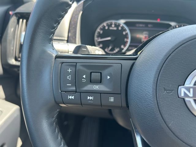Used 2023 Nissan Pathfinder SV w/ SV Premium Package AWD/4WD image 25