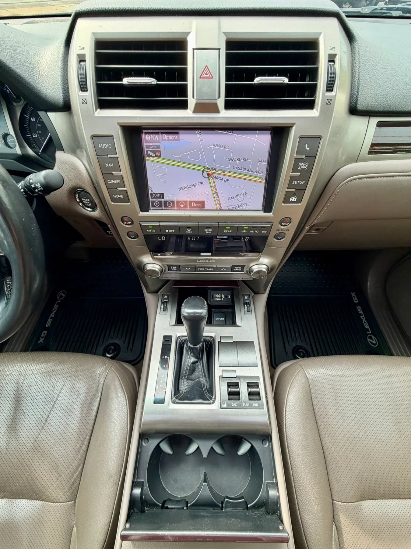 Used 2014 Lexus GX 460 w/ Premium Package AWD/4WD image 14