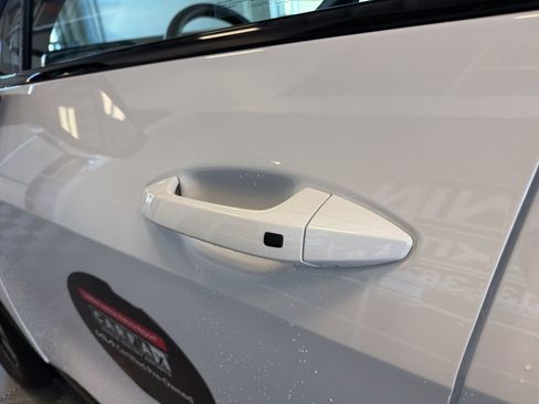 Used 2024 Kia Sportage X-Line w/ X-Line Premium Package image 9