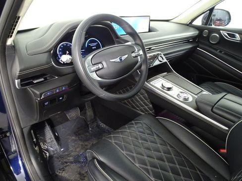 Used 2024 Genesis GV80 3.5T w/ Prestige Package image 28