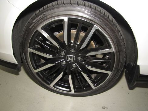 Certified 2025 Honda Accord Touring image 26