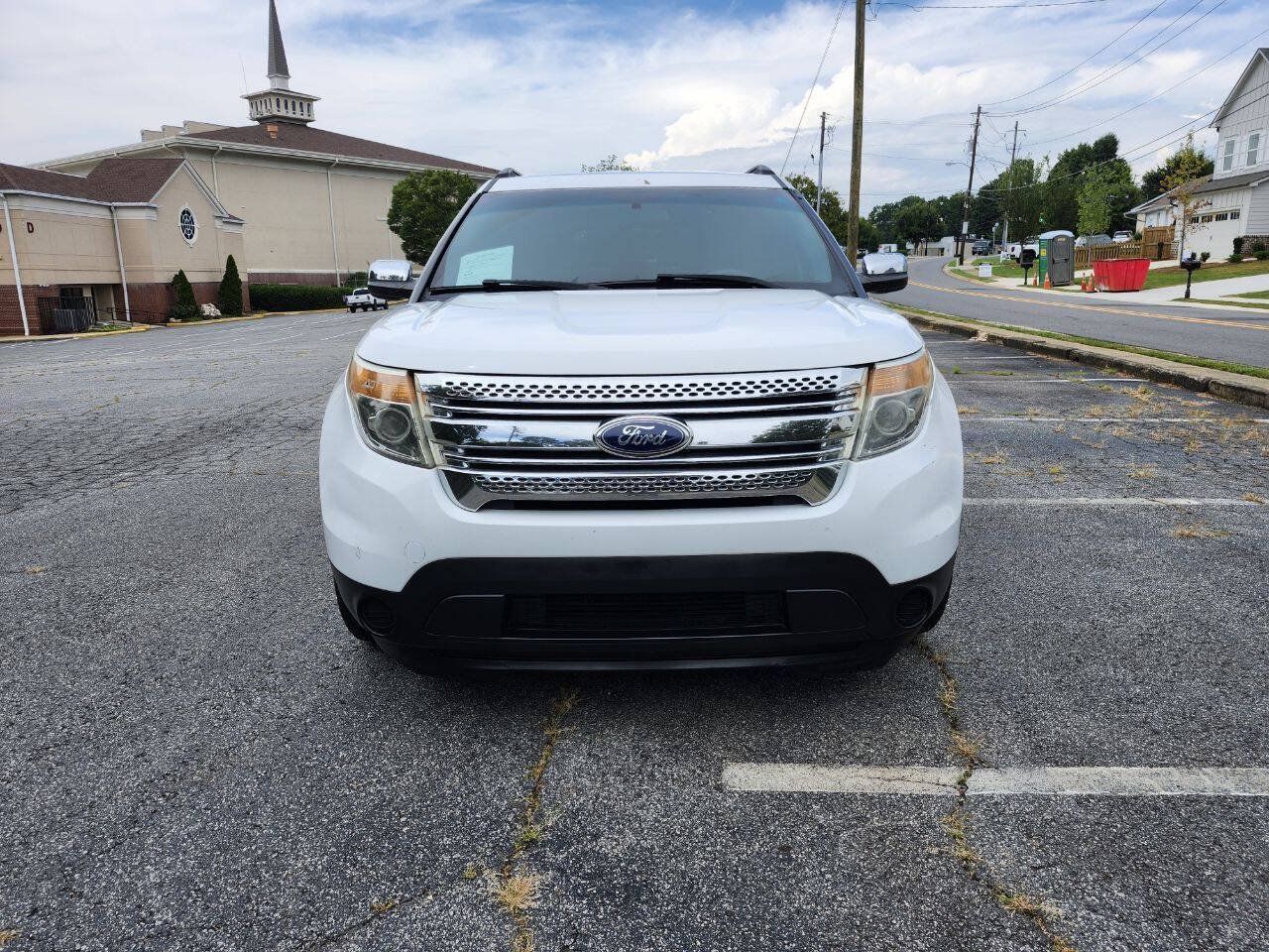 Used 2014 Ford Explorer FWD image 2