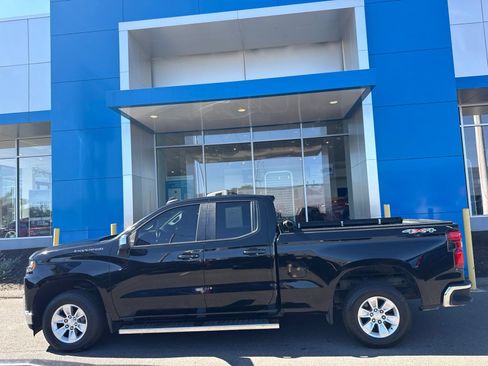 Used 2020 Chevrolet Silverado 1500 LT w/ All-Star Edition AWD/4WD image 9