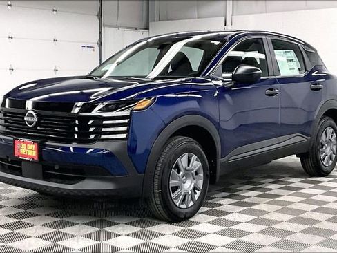 New 2026 Nissan Kicks S image 2