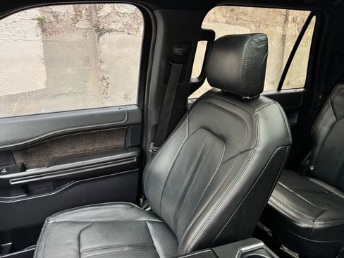 Used 2019 Ford Expedition Max Limited w/ Texas Edition Package RWD image 24
