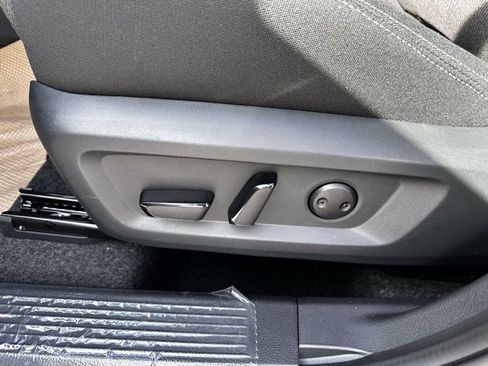 New 2026 Nissan Rogue SV w/ Cold Weather Package image 20