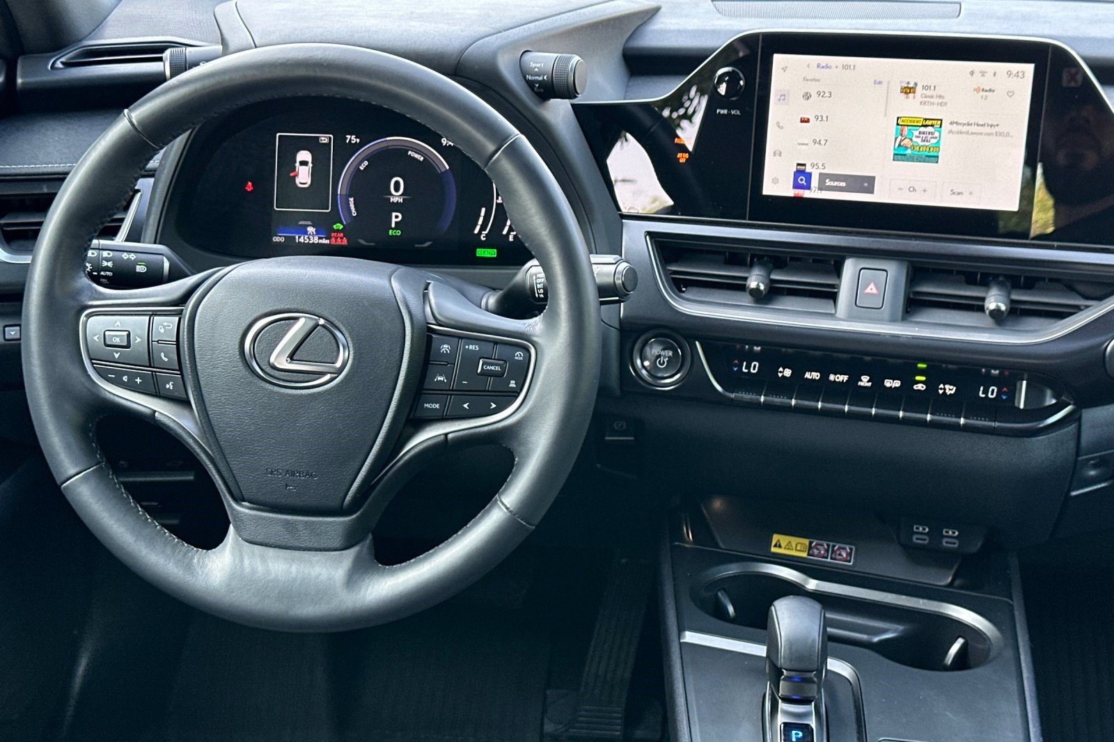 Certified 2025 Lexus UX 300h FWD w/ Accessory Package (Z2) image 29
