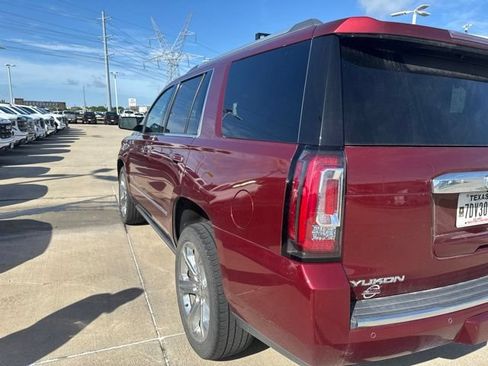 Used 2017 GMC Yukon Denali w/ Open Road Package RWD image 3