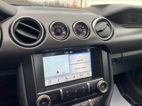 Used 2019 Ford Mustang Shelby GT350 w/ Technology Package image 18