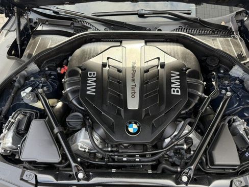 Used 2014 BMW 750Li image 5