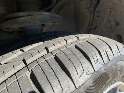 Used 2017 INFINITI QX60 Luxe w/ Deluxe Technology Package image 12