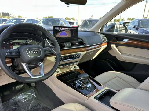 Used 2022 Audi Q5 2.0T Premium image 16