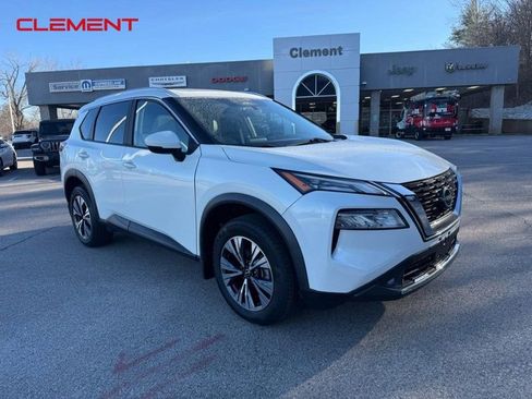 Used 2023 Nissan Rogue SV w/ SV Premium Package image 13