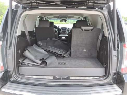 Used 2018 GMC Yukon Denali w/ Open Road Package AWD/4WD image 12