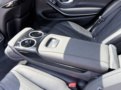 Used 2016 Mercedes-Benz S 63 AMG 4MATIC Sedan image 41