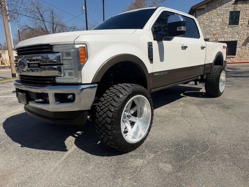 Used 2017 Ford F250 King Ranch w/ King Ranch Ultimate Package AWD/4WD image 1