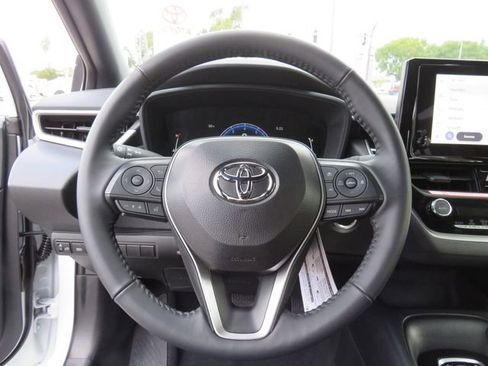 Certified 2026 Toyota Corolla SE image 31