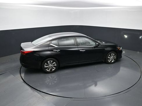 Used 2023 Nissan Altima 2.5 S FWD image 21