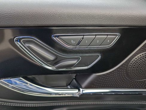 New 2026 Lincoln Corsair Premiere image 30