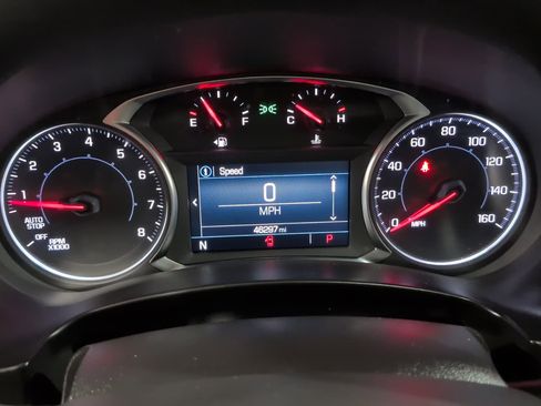 Used 2024 GMC Terrain SLE image 23