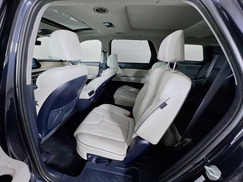 Certified 2023 Hyundai Palisade Limited w/ Cargo Package AWD/4WD image 26