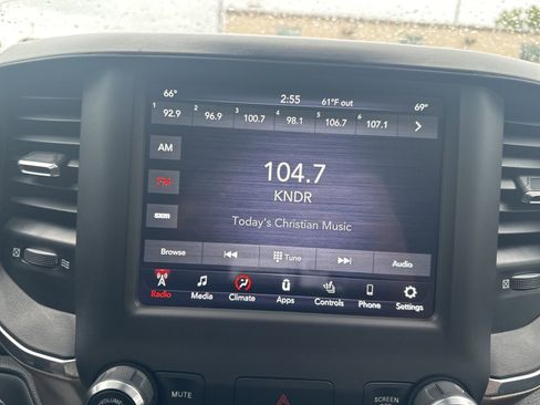 Used 2021 RAM 1500 Laramie image 20