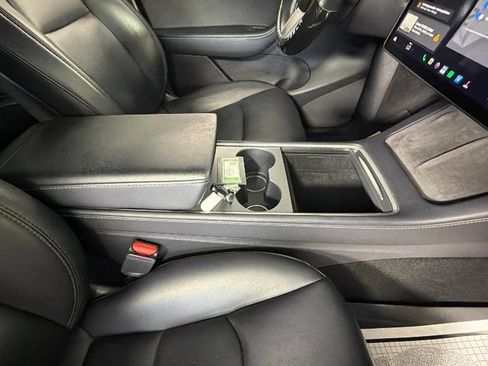 Used 2021 Tesla Model Y Performance AWD/4WD image 35