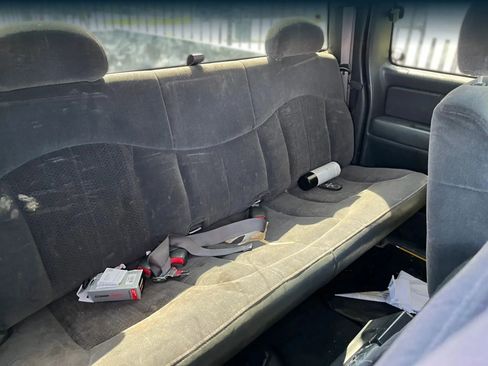 Used 2002 Chevrolet Silverado 1500 LS image 6