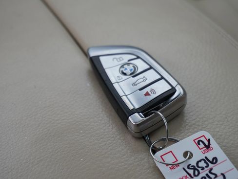 Used 2015 BMW X5 xDrive50i image 26