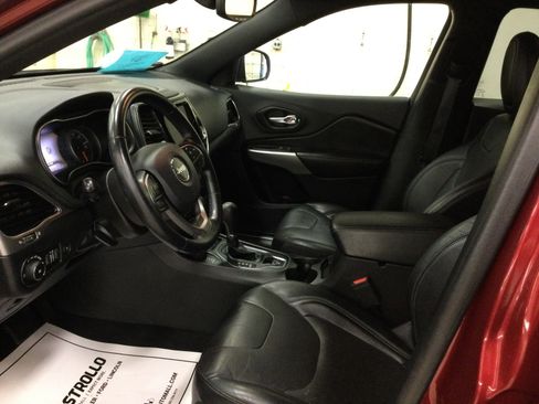 Used 2020 Jeep Cherokee High Altitude image 7