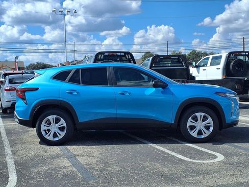 New 2026 Chevrolet Trax LS w/ Driver Confidence Package image 3