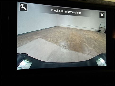 Used 2024 Jeep Gladiator Sport image 14