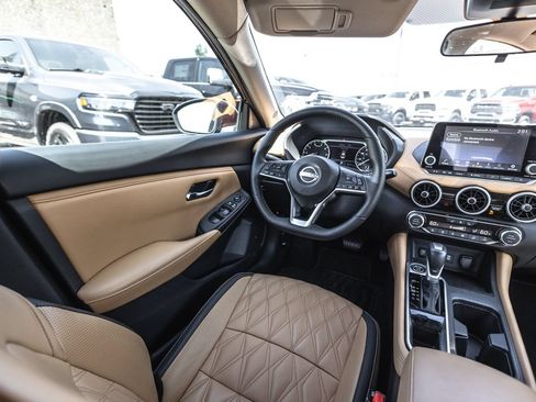 Used 2025 Nissan Sentra SV w/ SV Premium Package FWD image 20