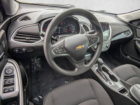 Used 2023 Chevrolet Malibu LT FWD image 10