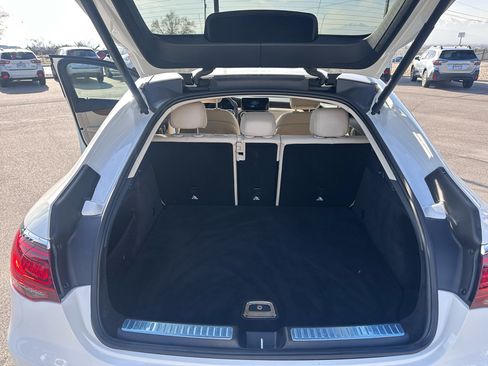 Used 2023 Mercedes-Benz GLC 300 4MATIC Coupe image 18