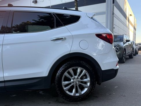 Used 2018 Hyundai Santa Fe Sport 2.0T w/ Cargo Package image 6