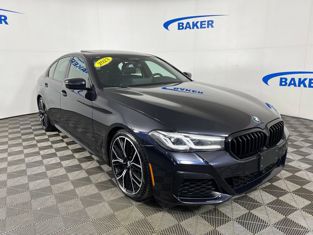 Used 2023 BMW M550i xDrive w/ Executive Package AWD/4WD image 8