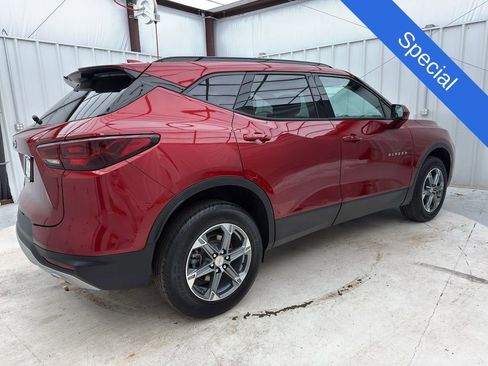 Used 2024 Chevrolet Blazer LT w/ Convenience Package FWD image 13