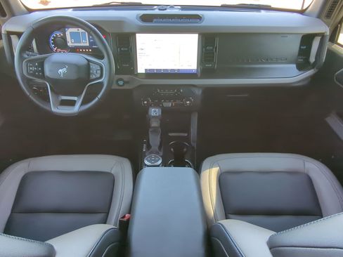 Certified 2023 Ford Bronco Wildtrak image 13