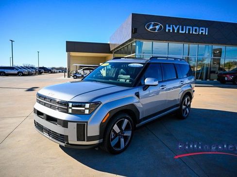 Used 2019 Honda CR-V Touring image 1