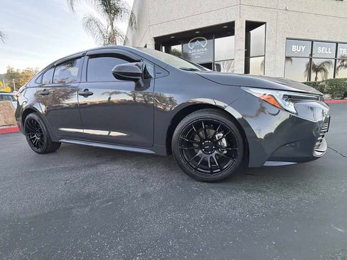 Used 2023 Toyota Corolla LE w/ Carpet Mat Package (TMS) image 8