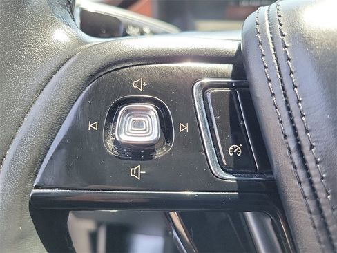 Used 2022 Lincoln Aviator Reserve image 10