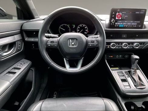 Used 2025 Honda CR-V Sport-L image 8