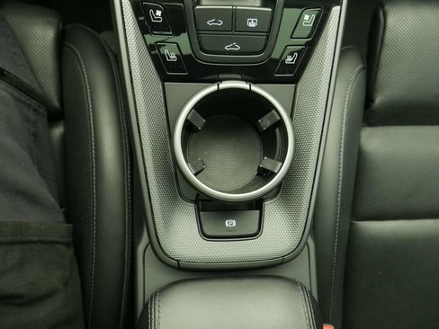Certified 2020 Porsche 911 Carrera 4S AWD/4WD image 25